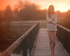 属鸡女人对感情的态度怎样