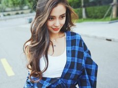 跟巨蟹座女生谈恋爱要注意什么